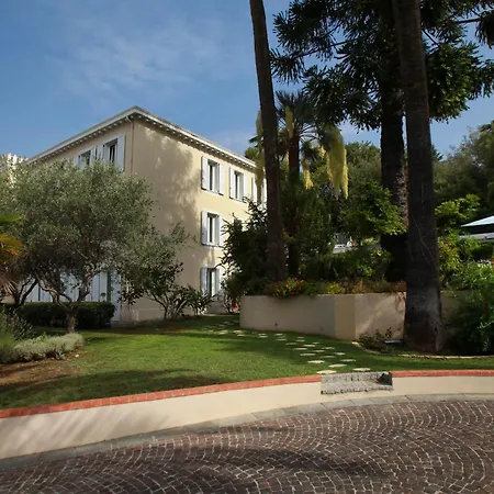 Otel Chateau De La Tour Cannes