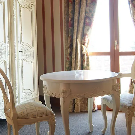 Otel Chateau De La Tour Cannes