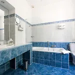 Chateau De La Tour Hotel