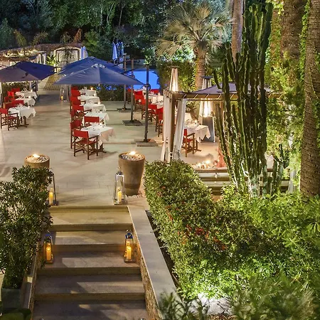 Chateau De La Tour Hotel