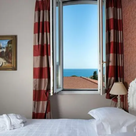 Chateau De La Tour Hotel Cannes