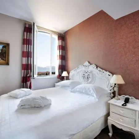 Chateau De La Tour Szálloda 4*