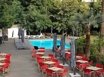 Hotel Chateau De La Tour 4*