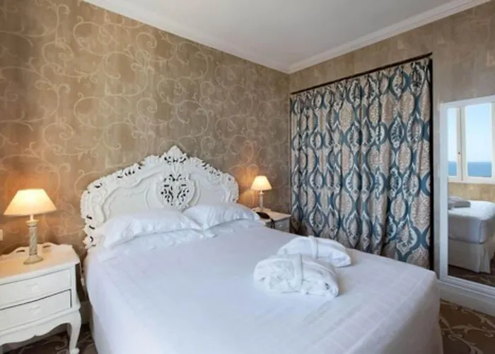 Hotel Chateau De La Tour