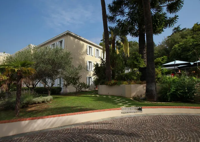 Hotel Chateau De La Tour Cannes