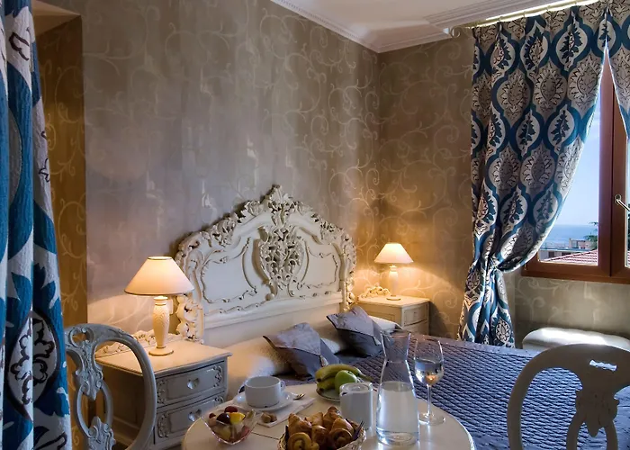 Chateau De La Tour 4* Cannes