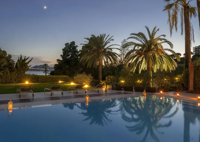 Hotel Chateau De La Tour