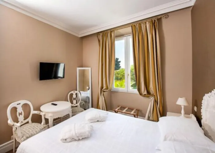 Hotel Chateau De La Tour Cannes