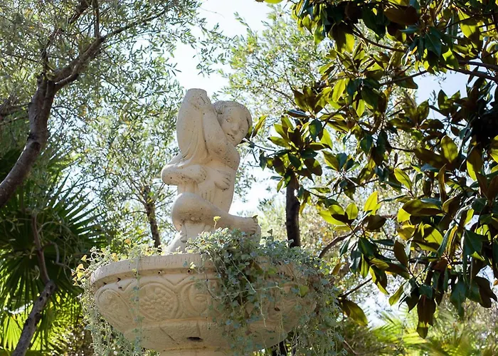 Chateau De La Tour 4* Cannes