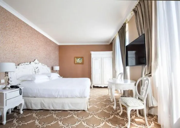 Szálloda Chateau De La Tour 4*