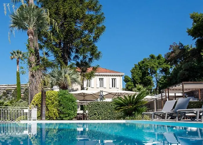 Chateau De La Tour Cannes